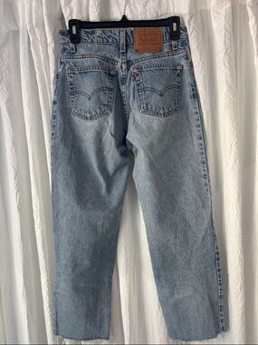 Levi's women’s Light Blue Straight-Leg Jeans with Signature Back Patch